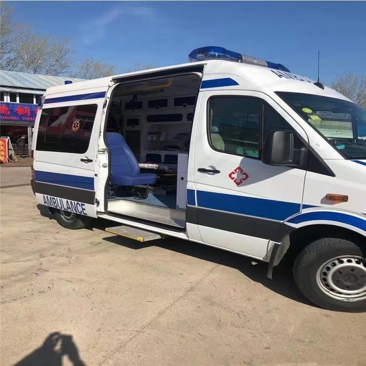 站前私人长途救护车出租转院回家